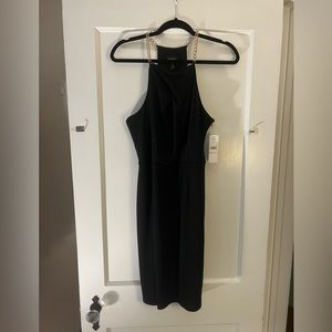 NWTS Laundry BLACK DRESS WITH small gold chained NECK ACCENTS